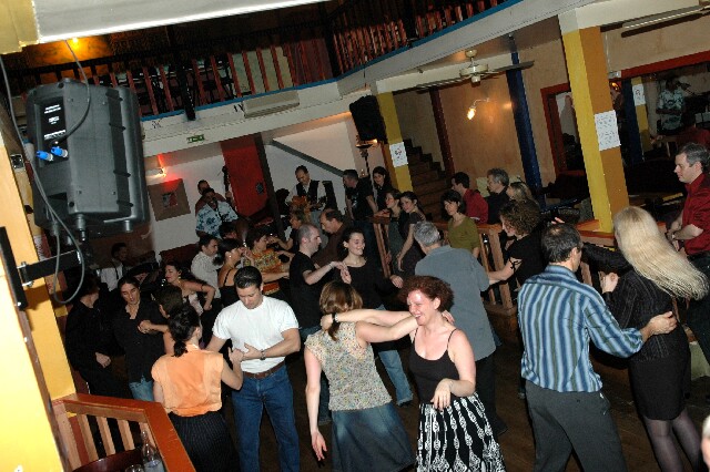 min 2006 12 05 latino 102